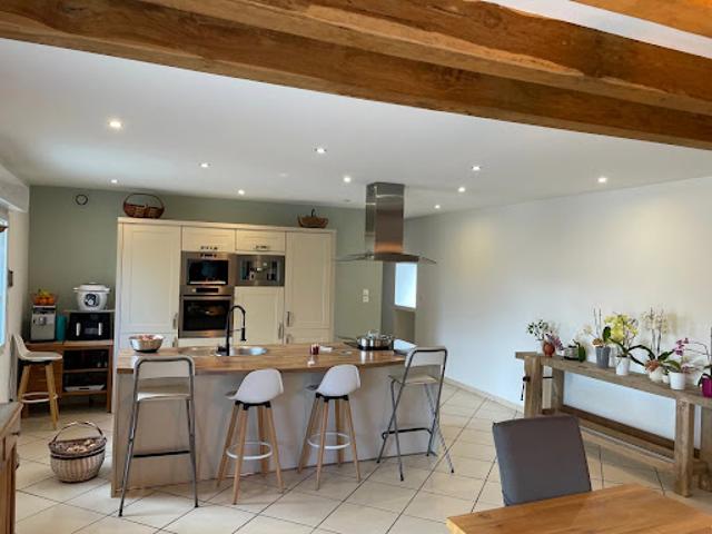 Vente Propriété 6 pièces 230 m2 Epieds