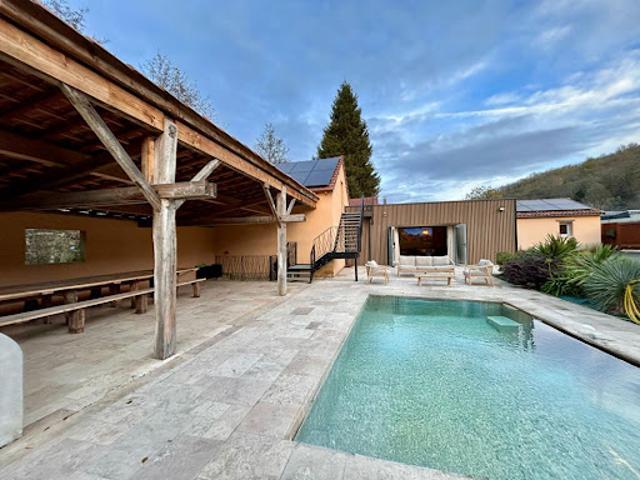 Vente Propriété 6 pièces 230 m2 Les Eyzies