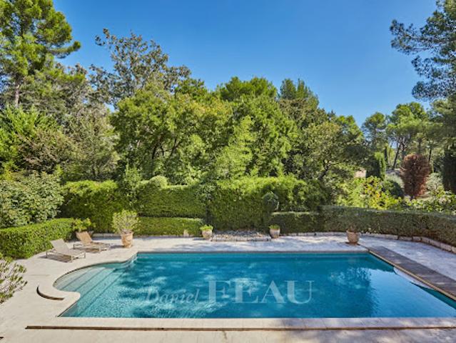 Vente Propriété 6 pièces 230 m2 Saint Rémy de Provence