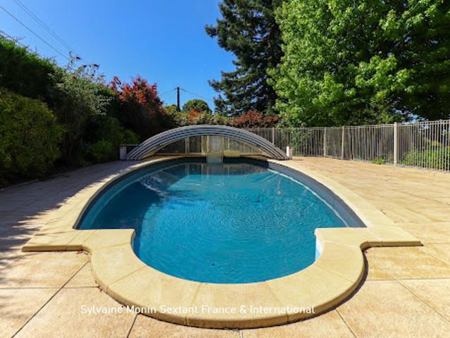 Vente Propriété 6 pièces 250 m2 Savignac Lédrier