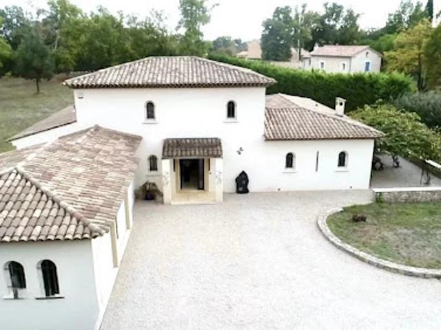 Vente Propriété 6 pièces 252 m2 Callian