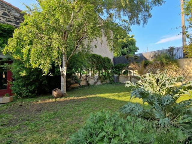 Vente Propriété 6 pièces 252 m2 Clermont Ferrand