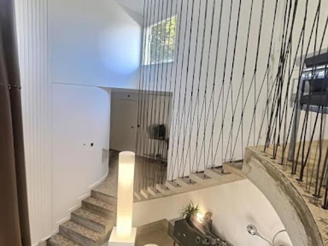 Vente Propriété 6 pièces 260 m2 Theze