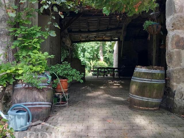 Vente Propriété 6 pièces 300 m2 Grateloup Saint Gayrand