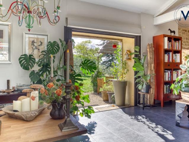 Vente Propriété 6 pièces 340 m2 Thezac