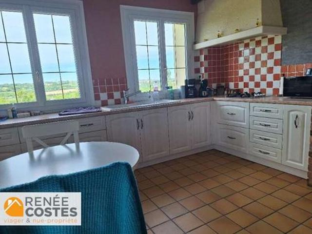 Vente Propriété 8 pièces 170 m2 Martinvast
