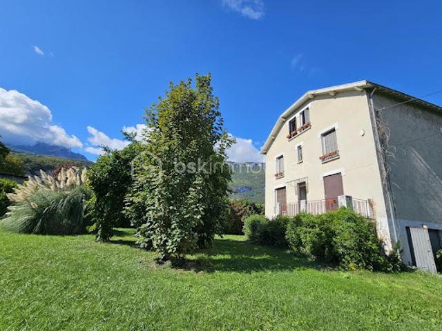 Vente Propriété 8 pièces 185 m2 Fontaine