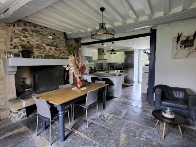 Vente Propriété 8 pièces 198 m2 Villers Bocage