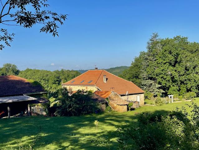 Vente Propriété 8 pièces 217 m2 Sauveterre la Lémance