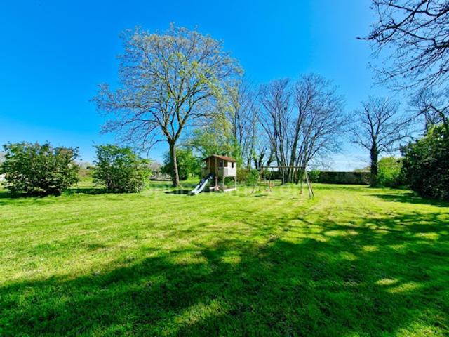 Vente Propriété 8 pièces 210 m2 Avrainville