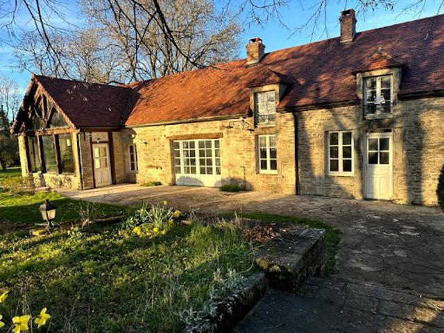 Vente Propriété 8 pièces 210 m2 Pouilly en Auxois