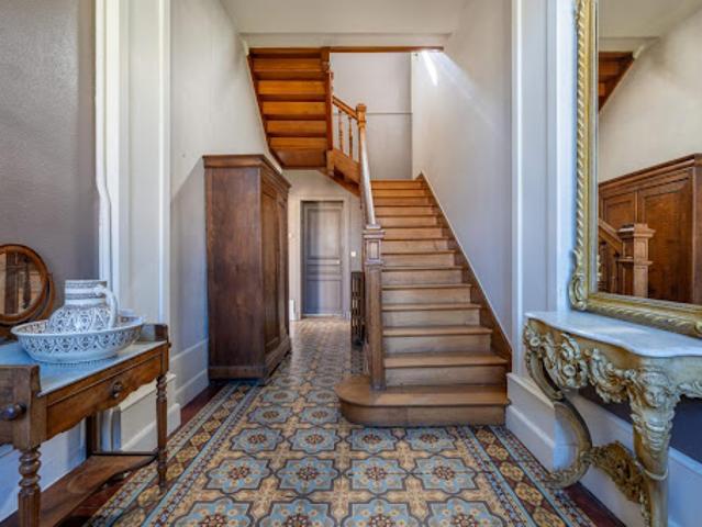 Vente Propriété 8 pièces 210 m2 Saint Etienne de Chigny