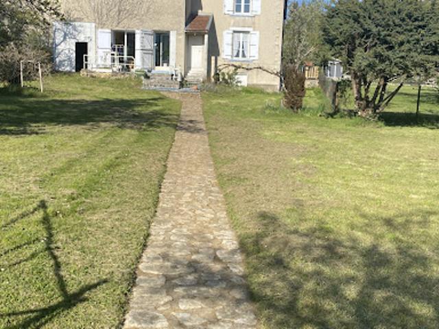 Vente Propriété 8 pièces 225 m2 Consenvoye