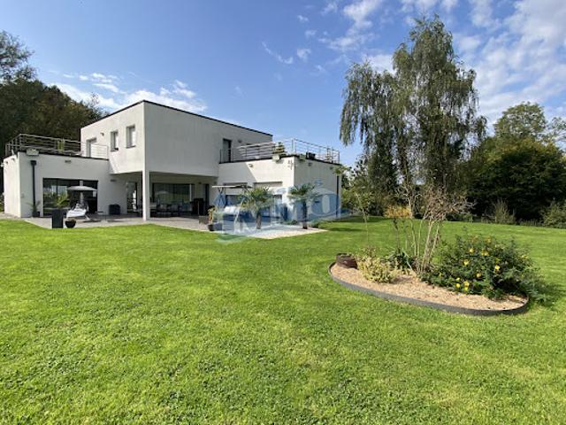Vente Propriété 8 pièces 235 m2 Saint Pol sur Ternoise