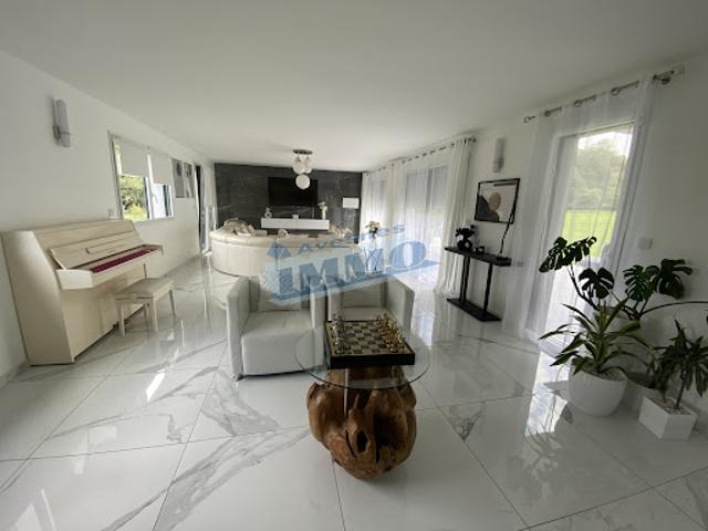 Vente Propriété 8 pièces 235 m2 Saint Pol sur Ternoise