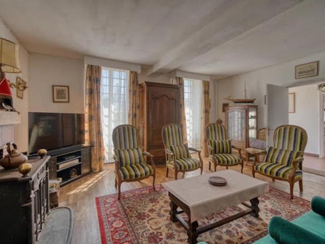 Vente Propriété 8 pièces 244 m2 Saint Sever de Saintonge