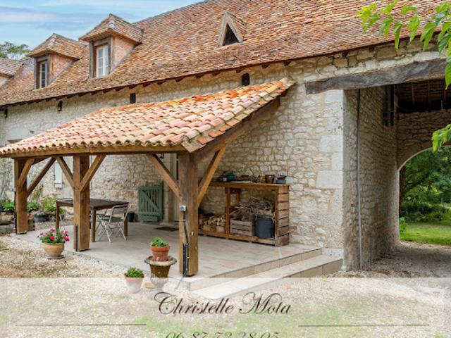 Vente Propriété 8 pièces 240 m2 Castillonnès