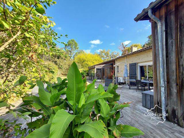 Vente Propriété 8 pièces 243 m2 Budos
