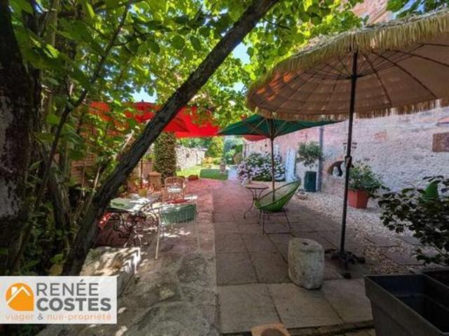 Vente Propriété 8 pièces 250 m2 Lasalle