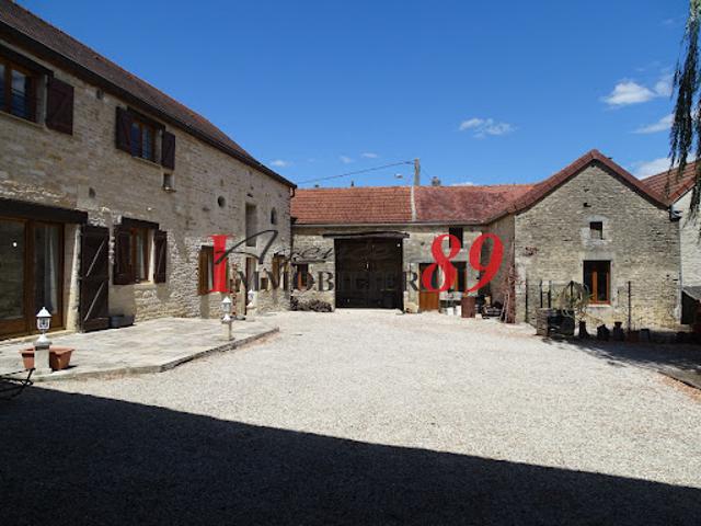 Vente Propriété 8 pièces 252 m2 Bouix