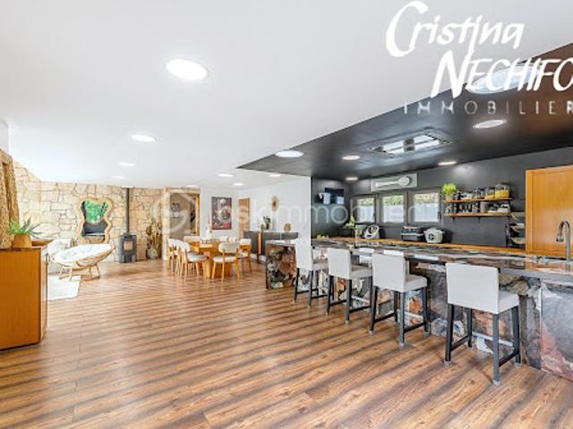 Vente Propriété 8 pièces 267 m2 Chessy