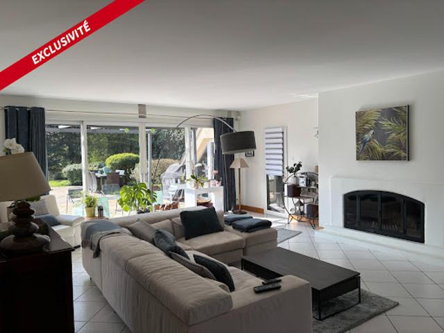 Vente Propriété 8 pièces 263 m2 Yvré l'Evêque