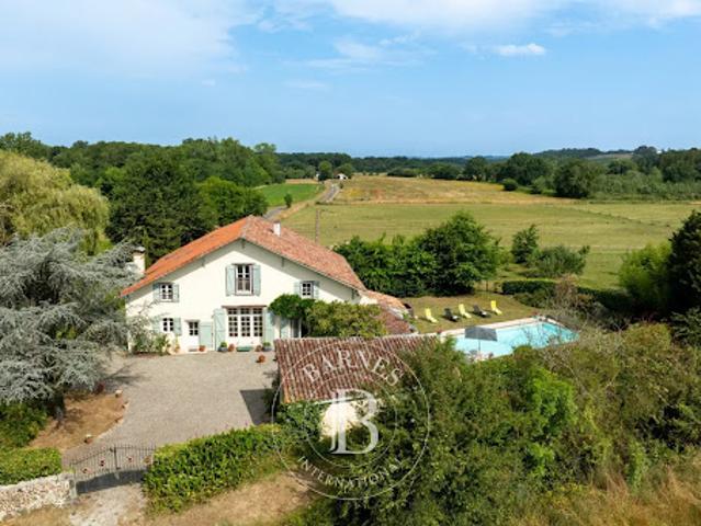 Vente Propriété 8 pièces 287 m2 Amou