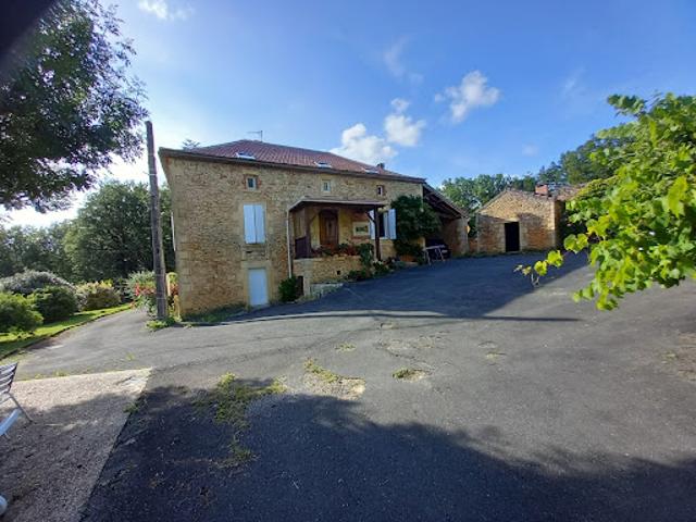 Vente Propriété 8 pièces 217 m2 Sauveterre la Lémance