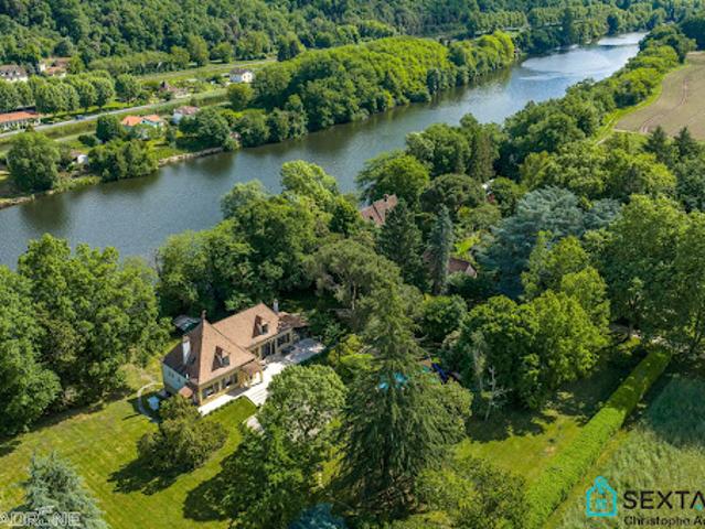 Vente Propriété 8 pièces 294 m2 Varennes