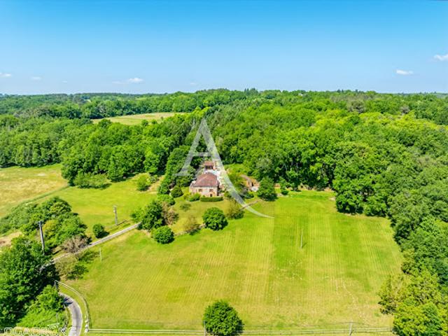 Vente Propriété 8 pièces 296 m2 Cuzorn