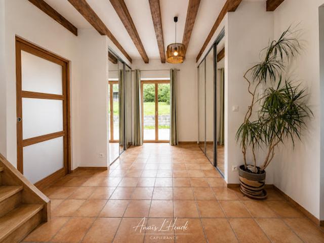 Vente Propriété 8 pièces 298 m2 Seyssel