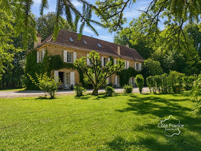 Vente Propriété 8 pièces 340 m2 Bio
