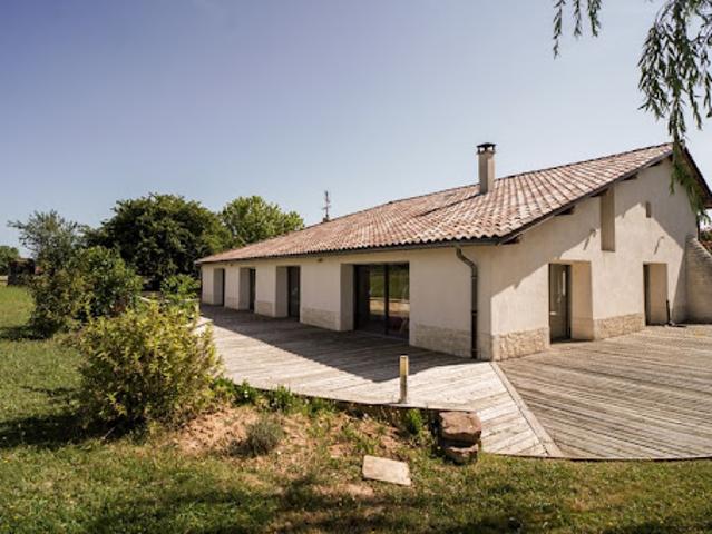 Vente Propriété 8 pièces 352 m2 Illiat