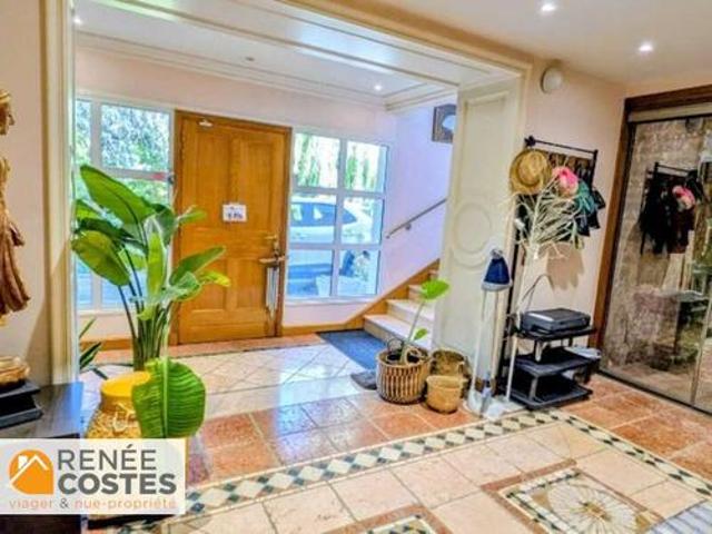 Vente Propriété 8 pièces 316 m2 Saint Genis Laval