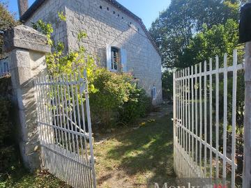 Vente Propriété 9 pièces 200 m2 Lalbenque