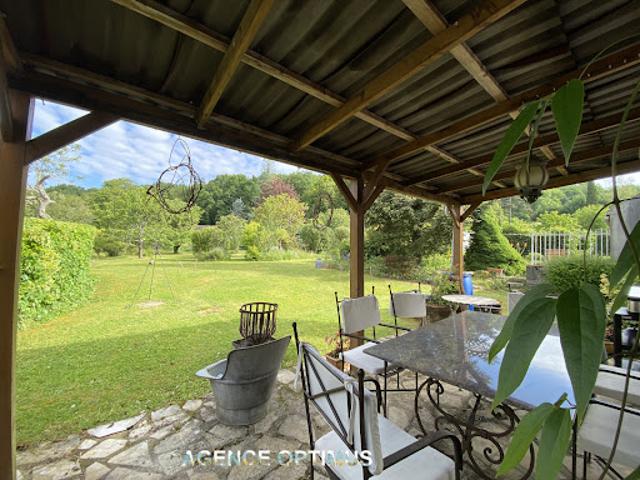 Vente Propriété 9 pièces 233 m2 Pont sur Yonne