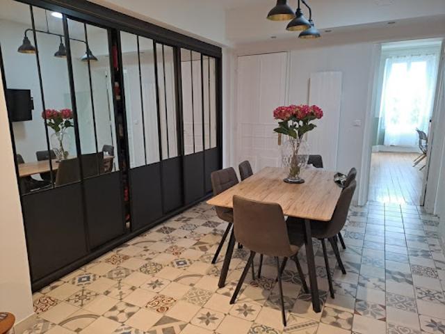 Vente Propriété 9 pièces 240 m2 Villenave d'Ornon