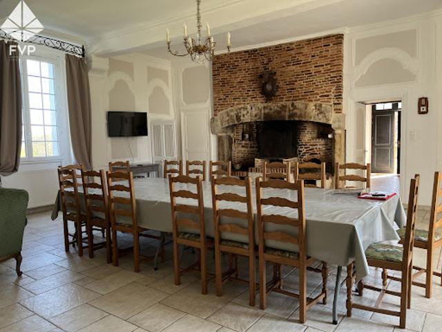 Vente Propriété 9 pièces 284 m2 Valmont
