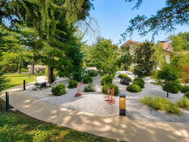 Vente Propriété 9 pièces 307 m2 Ecully