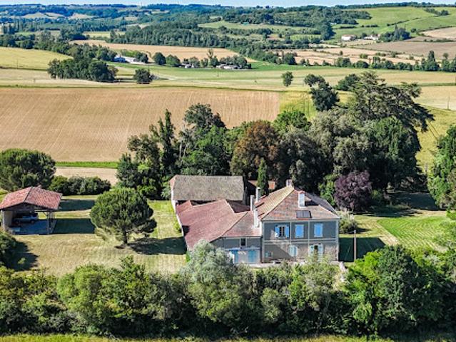 Vente Propriété 9 pièces 315 m2 Vic Fezensac