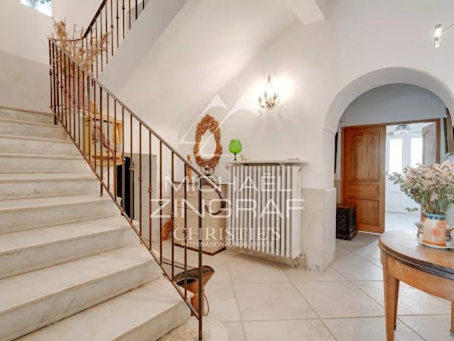 Vente Propriété 9 pièces 340 m2 Alleins