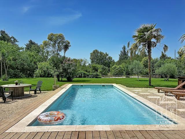 Vente Propriété 9 pièces 353 m2 Chateaurenard