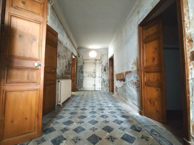 Vente Hôtel particulier 9 pièces 459 m2 Roquemaure
