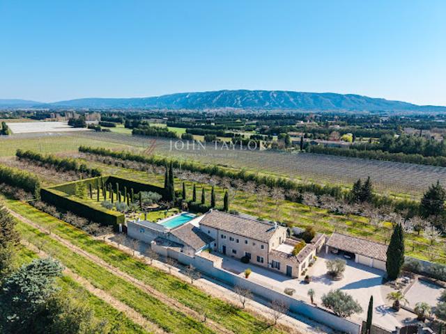 Vente Propriété 9 pièces 460 m2 Robion