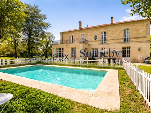 Vente Propriété 9 pièces 550 m2 Bordeaux