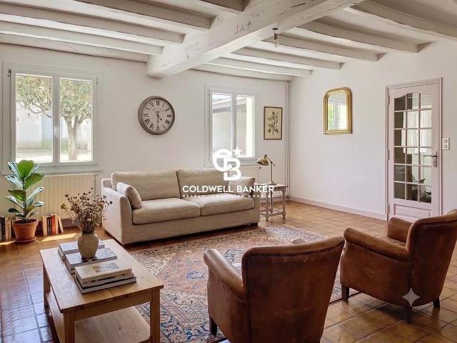 Vente Propriété de Charme: Ancienne Propriété Viticole de 2. 257m² Sainte Lheurine