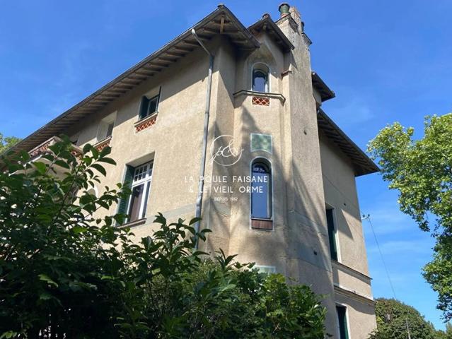 VENTE PROPRIETE UNIQUE DE CARACTERE ART DECO