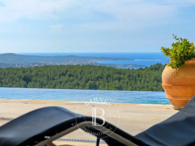 Vente Sanary/Ollioules Villa Contemporaine Vue Mer 350m² Sanary sur Mer