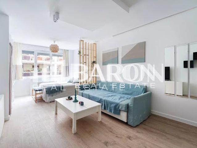 Vente Studio 1 pièce 33 m2 Paris 16ème
