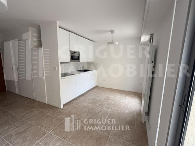 vente studio 28,10 m2 + terrasse Nice Gambetta / Parc Impér